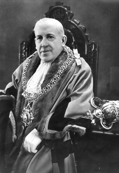 Arthur_Henry_Barnacle.jpg