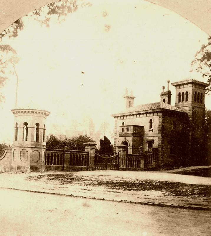 Entrance_Stereoview.jpg