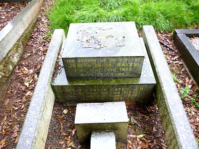 Joseph_Innis_Bates.jpg,Joseph_Innis_Bates_grave1.JPG,Joseph_Innis_Bates_grave1a.JPG